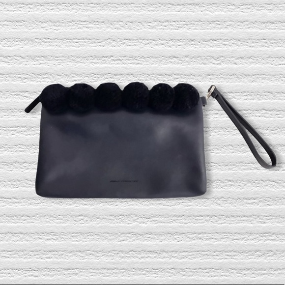 FRENCH CONNECTION black wristlet - Picture 10 of 10